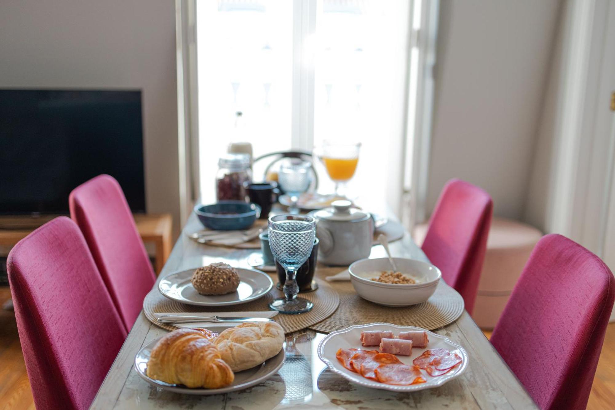 Almaria - Ex Libris Apartments | Chiado Lisbon Luaran gambar