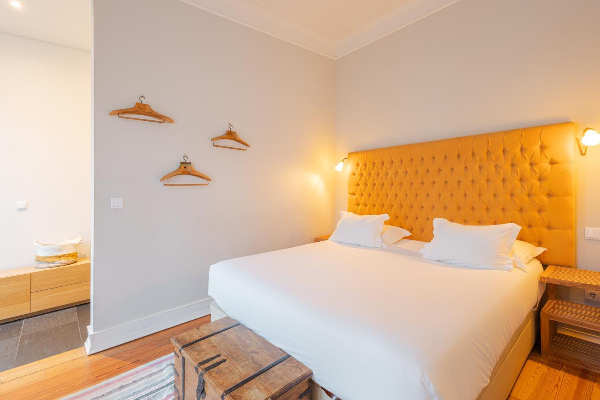 Almaria - Ex Libris Apartments | Chiado Lisbon Luaran gambar