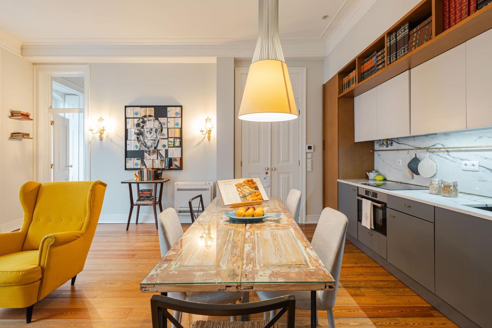 Almaria - Ex Libris Apartments | Chiado Lisbon Luaran gambar
